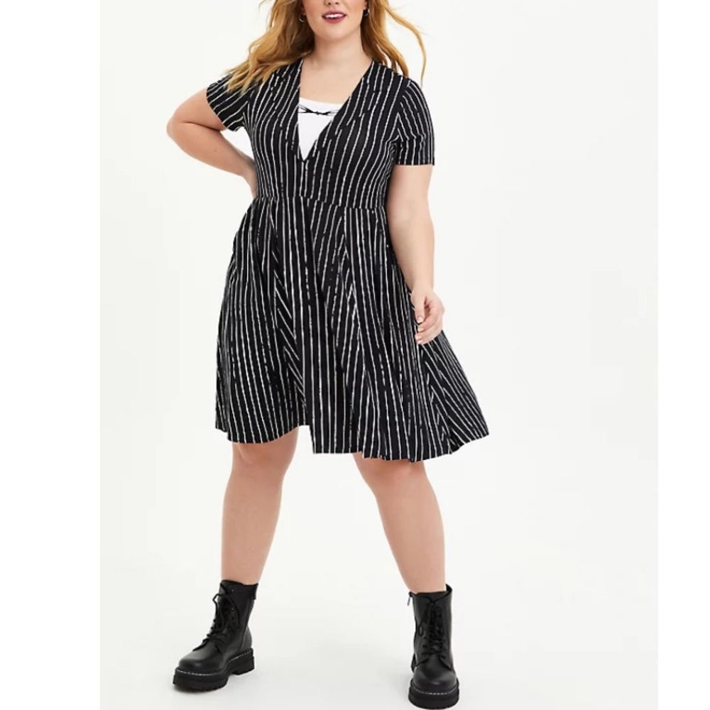 TORRID NWT NIGHTMARE BEFORE CHRISTMAS JACK DRESS - Picture 2 of 7